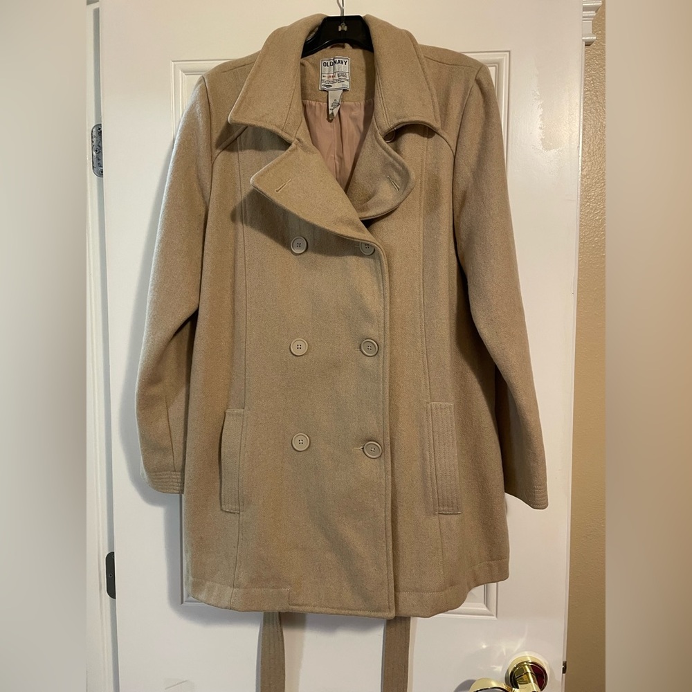 Old Navy Women's Beige Wool Blend Pea Coat with belt